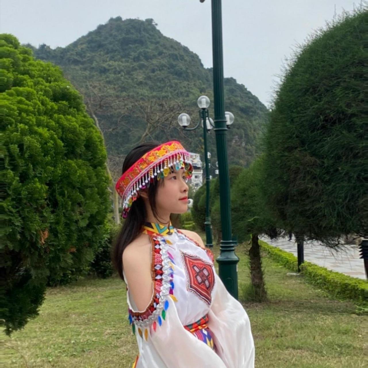 Cat Ba Valentine Hotel Dong Khe Sau Buitenkant foto